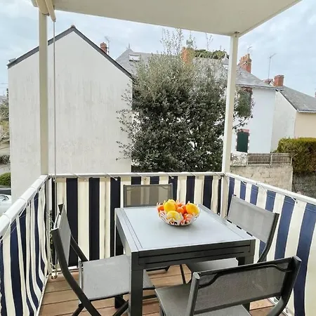 5 Pers A 50 M De Appartement *